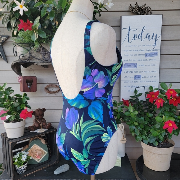 TRANSFORM ♡ Sweet 1pc Multi Color Floral Open Back Padded Bralette Swimsuit 12 - Picture 4 of 16